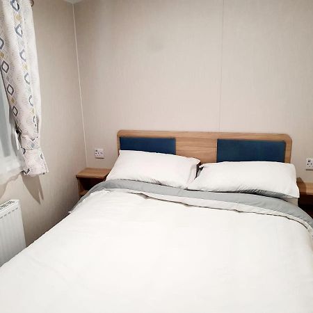 Parkview Caravan California Cliffs Great Yarmouth Bagian luar foto