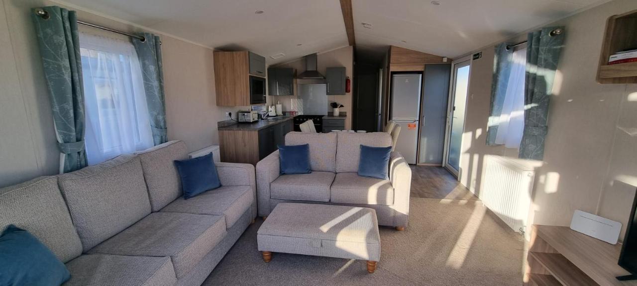 Parkview Caravan California Cliffs Great Yarmouth Bagian luar foto
