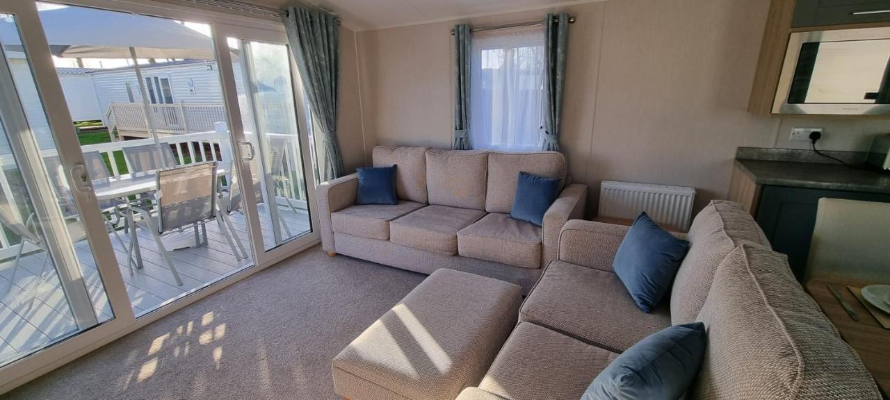 Parkview Caravan California Cliffs Great Yarmouth Bagian luar foto