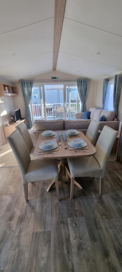 Parkview Caravan California Cliffs Great Yarmouth Bagian luar foto