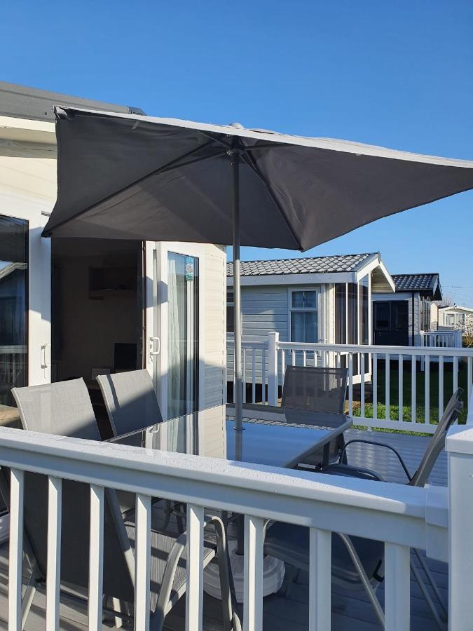 Parkview Caravan California Cliffs Great Yarmouth Bagian luar foto