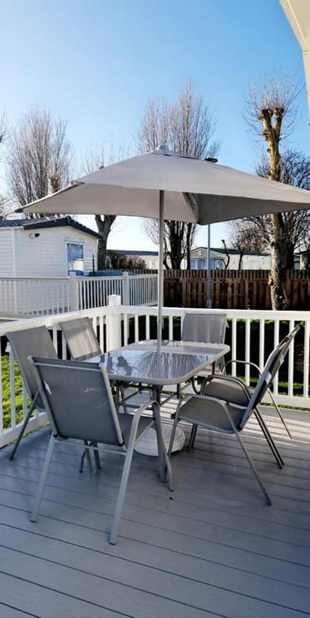 Parkview Caravan California Cliffs Great Yarmouth Bagian luar foto